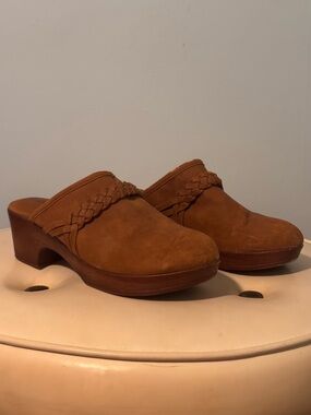 Women’s b.o.c. by Born Backless Clogs in Tan Walnut Brown Size 8